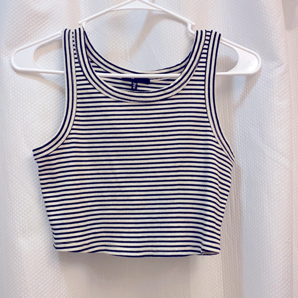 Crop top shirt